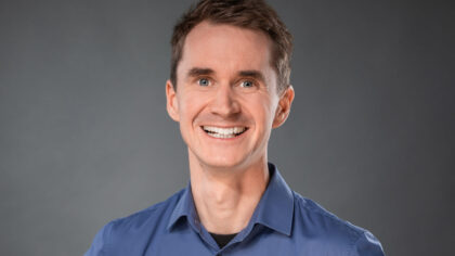 Dr. Henning Beck